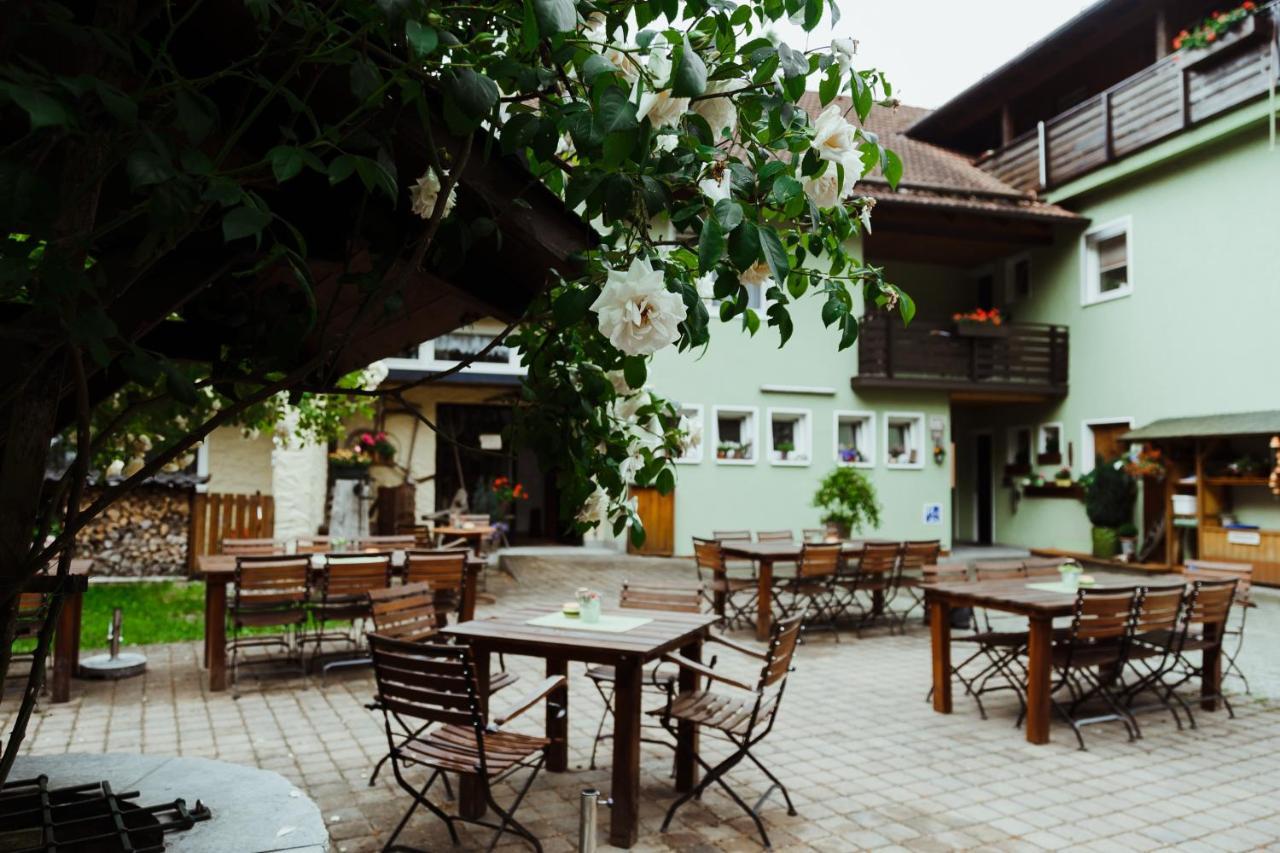 Gasthof Roseneck Wallenfels Exterior photo
